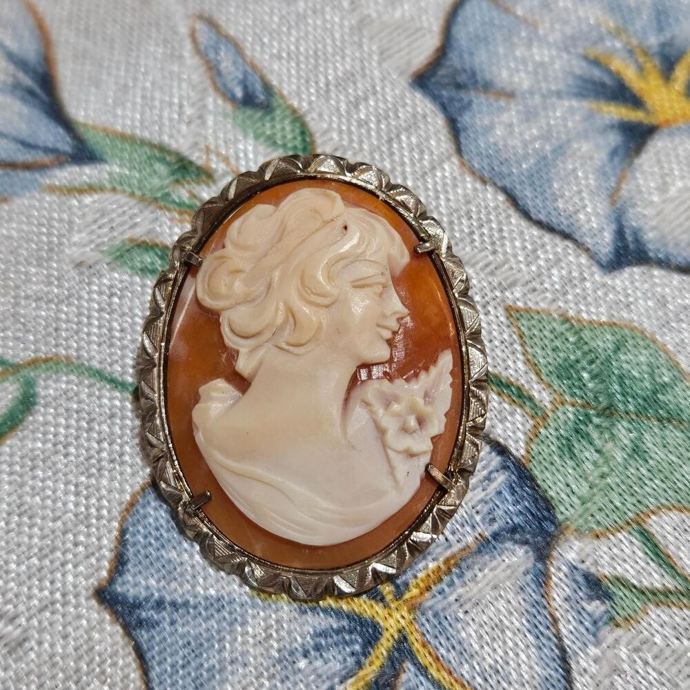 vintage coquette whimsical sterling silver 925 hand carved pendant brooch